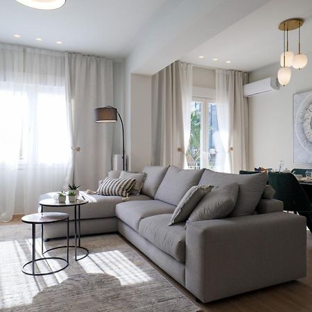 Acropolis Deluxe 2Br Apartment Афины Экстерьер фото