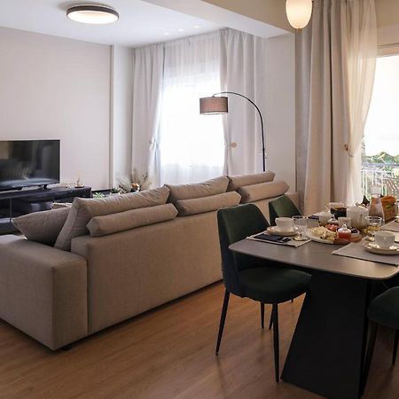 Acropolis Deluxe 2Br Apartment Афины Экстерьер фото