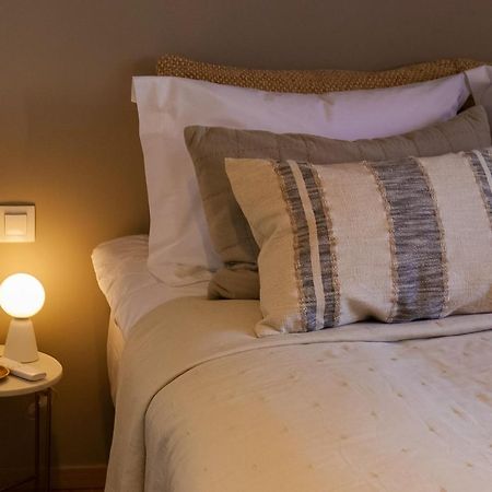 Acropolis Deluxe 2Br Apartment Афины Экстерьер фото